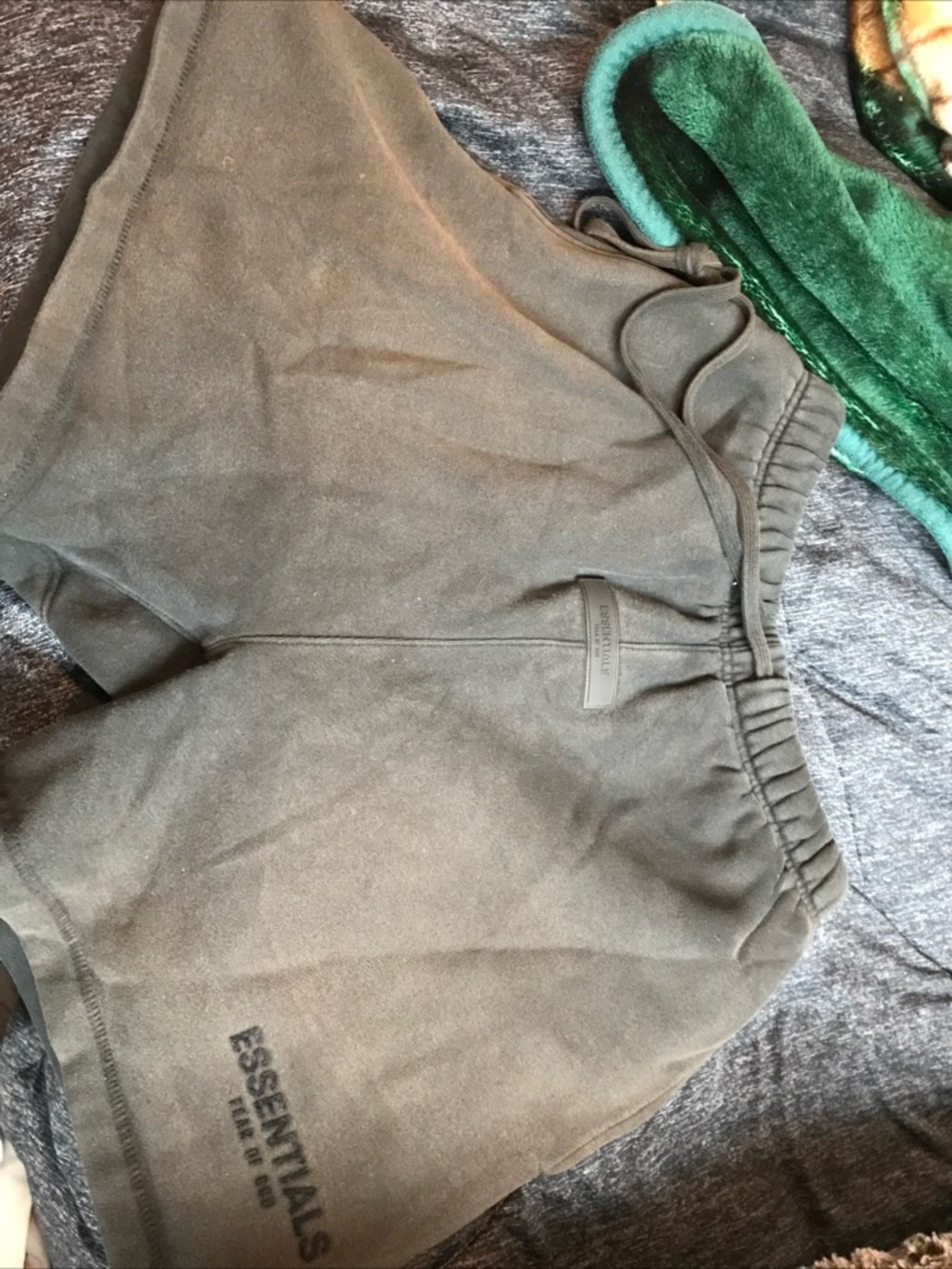 Essentials Black Ribbed Sweatshorts with Drawstring like new - Picture 5 of 6